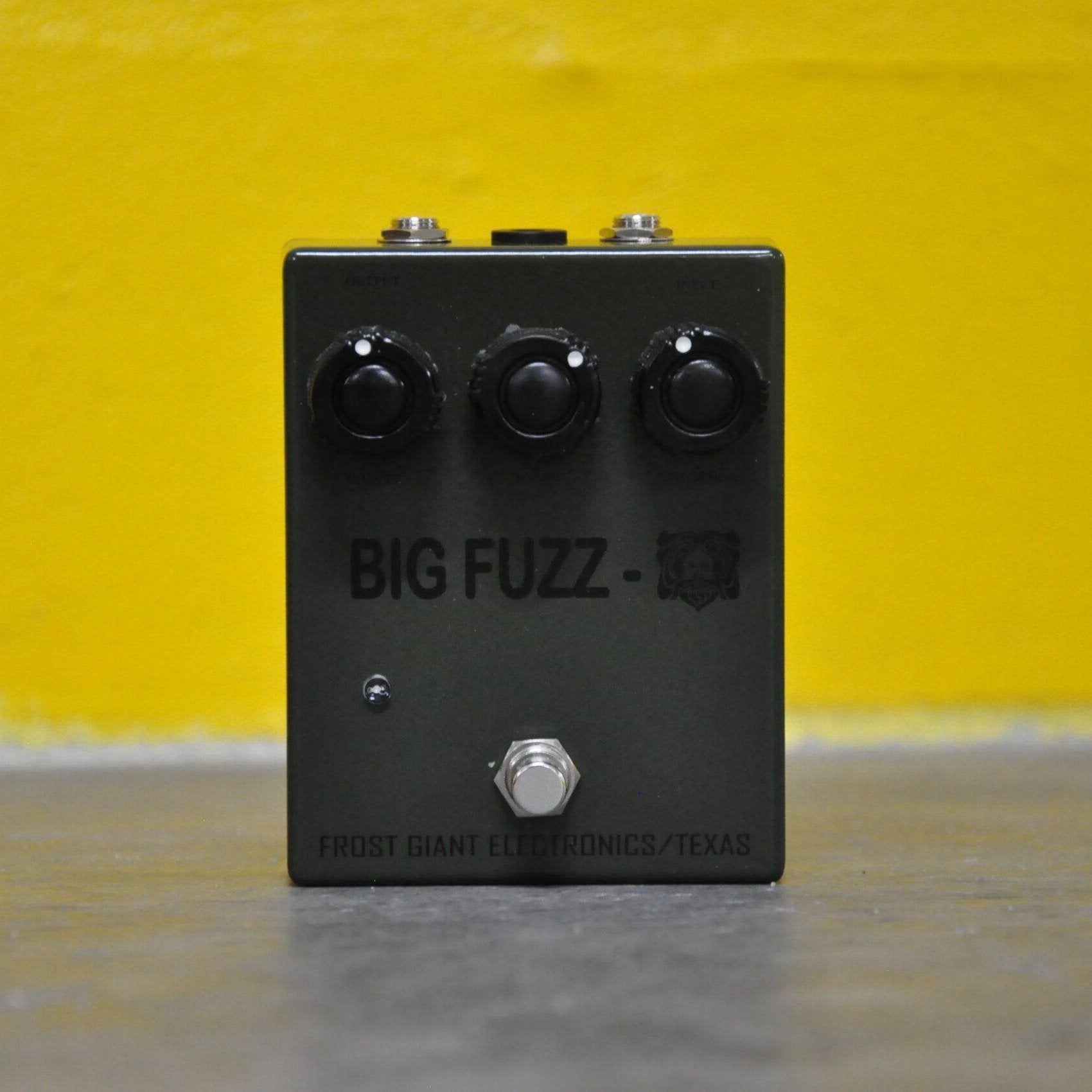 frost giant pedals Frost Giant Electronics Big Fuzz