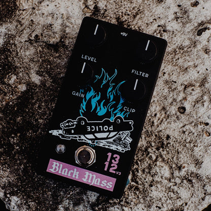 Black Mass Electronics 1312 Distortion V3 - Black / Pink / Blue